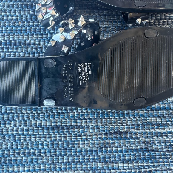 Olivia Miller Black Sandals with Silver Accents - Picture 8 of 8